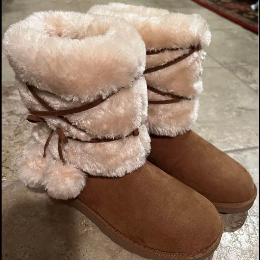 Boots, size 6.5, worn once